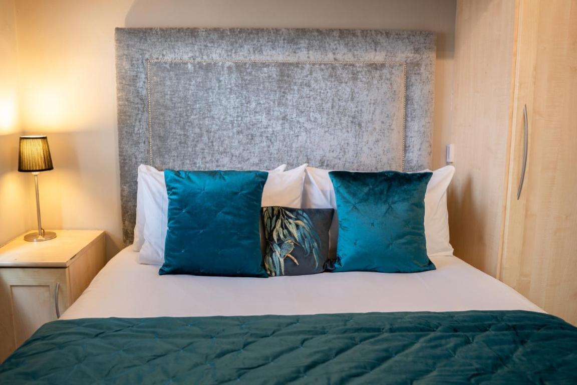 Perfectly Located Central Chester Town House -2Br Exteriör bild