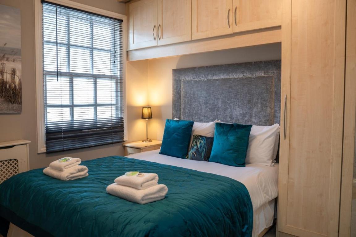 Perfectly Located Central Chester Town House -2Br Exteriör bild